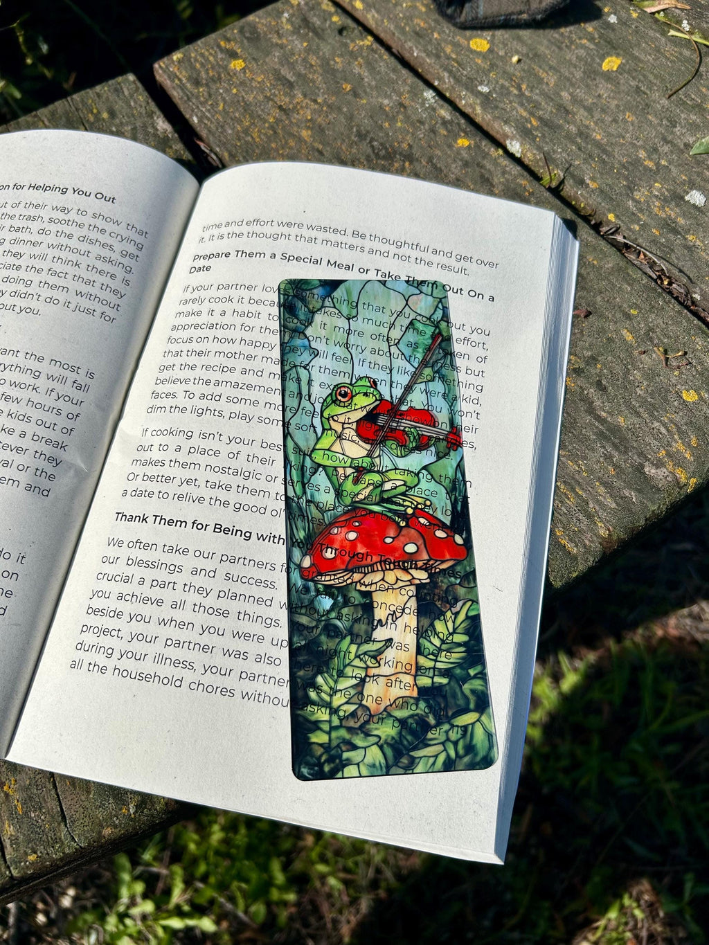 Bookmark | Whimsical Frog on Toadstool Figurine