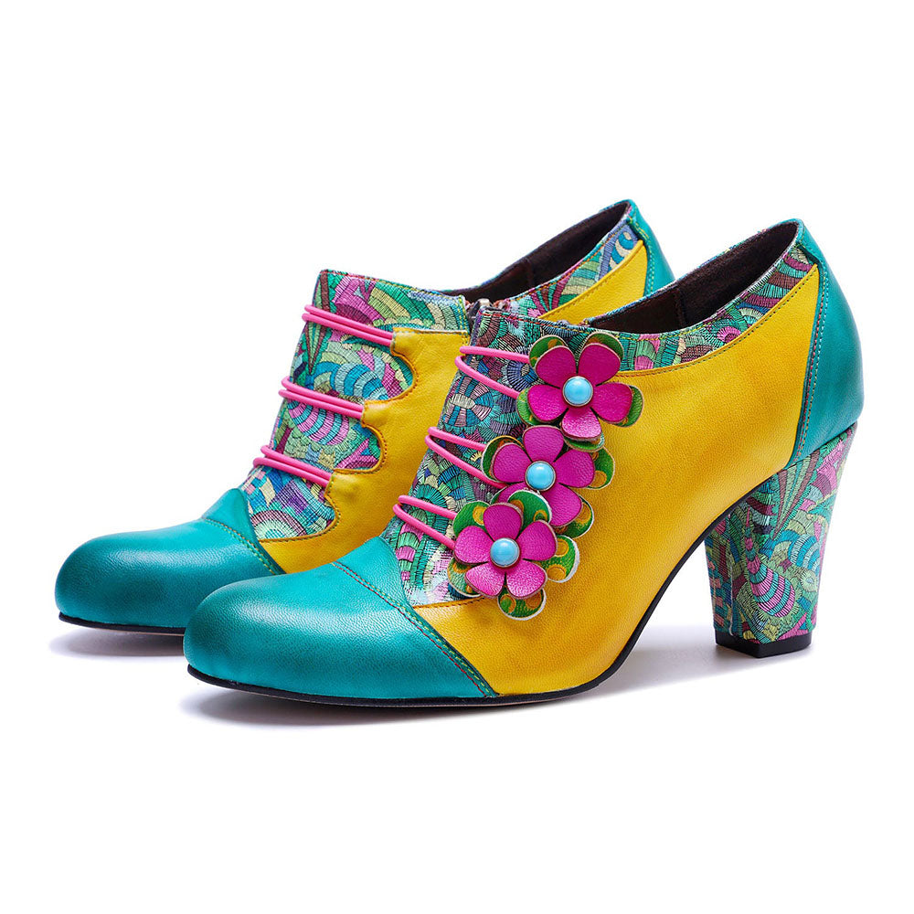 Colorstepshoes Vintage Handmade Bohemian Graffiti Pumps is a statement heels selected for shoppers looking for expressive footwear, statement shoes, boutique styling, and giftable fashion pieces. The listing focuses on shoe design, footwear styling, and available variants.