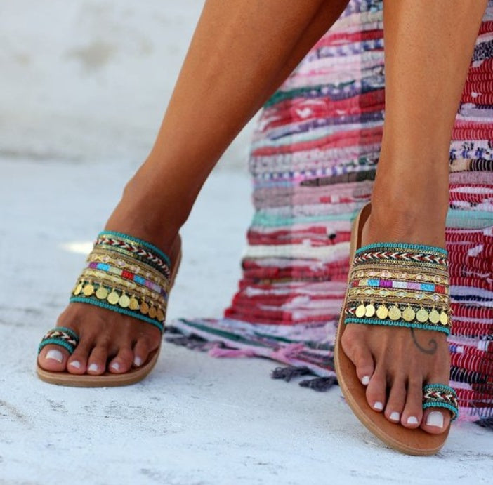 Sandalias planas hechas a mano