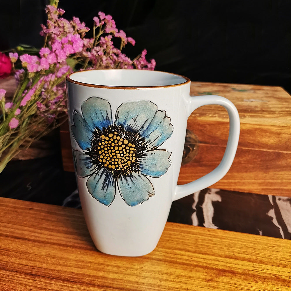 Taza de cerámica pintada a mano a doble cara
