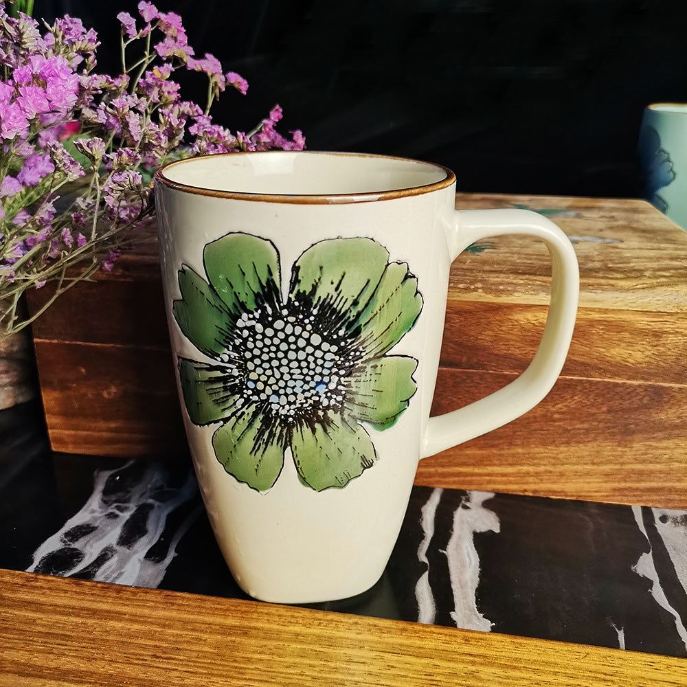 Taza de cerámica pintada a mano a doble cara