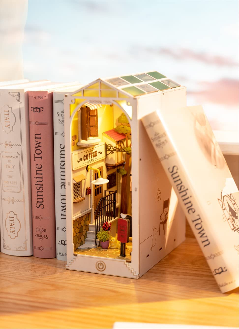 Robotime Rolife Serie Book Nooks Cuentos en libros 4 tipos DIY Casa de Madera en Miniatura Muebles Sakura Densya TGB01 Dropshipping