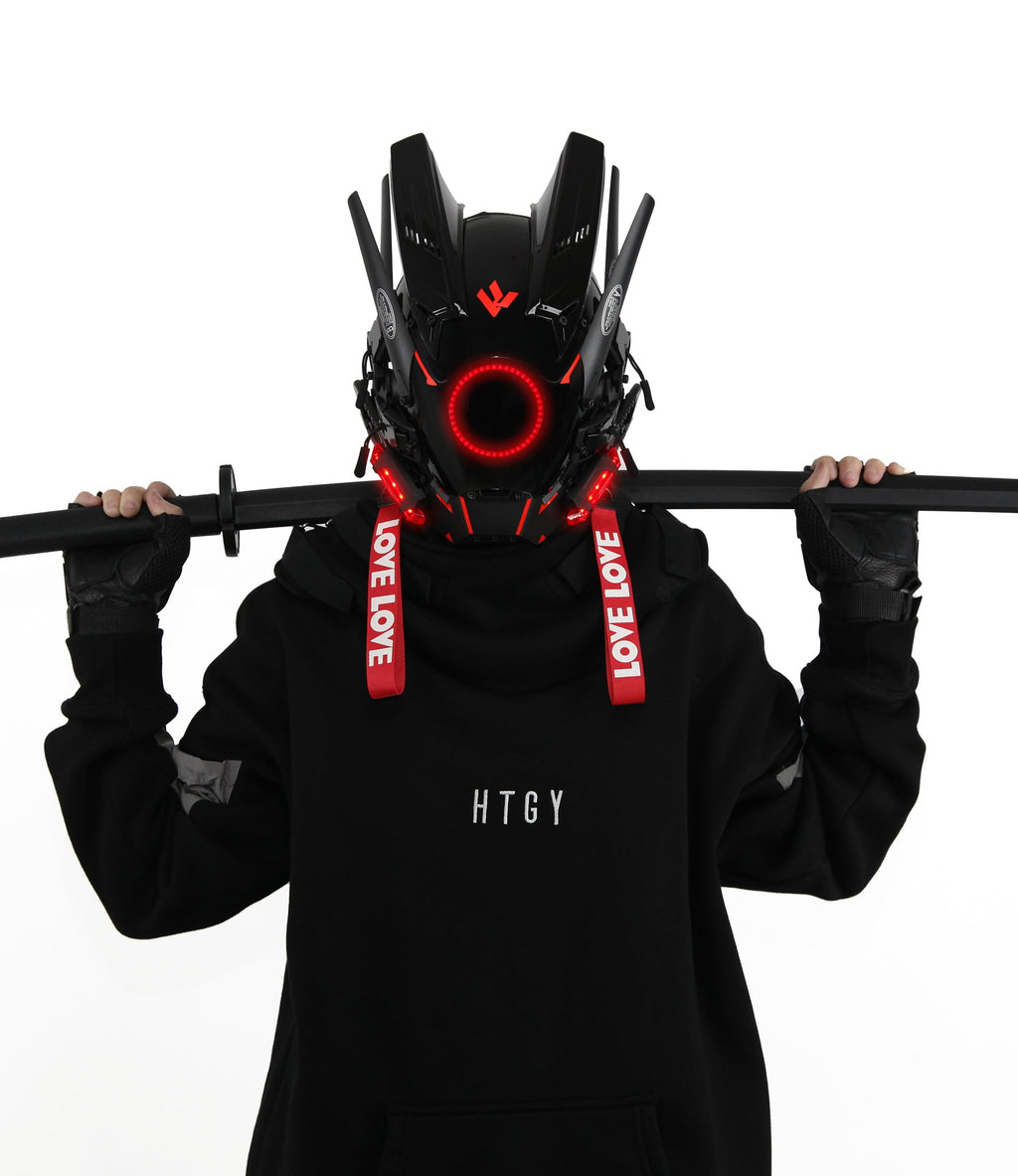 B Ci Red Tech Mask