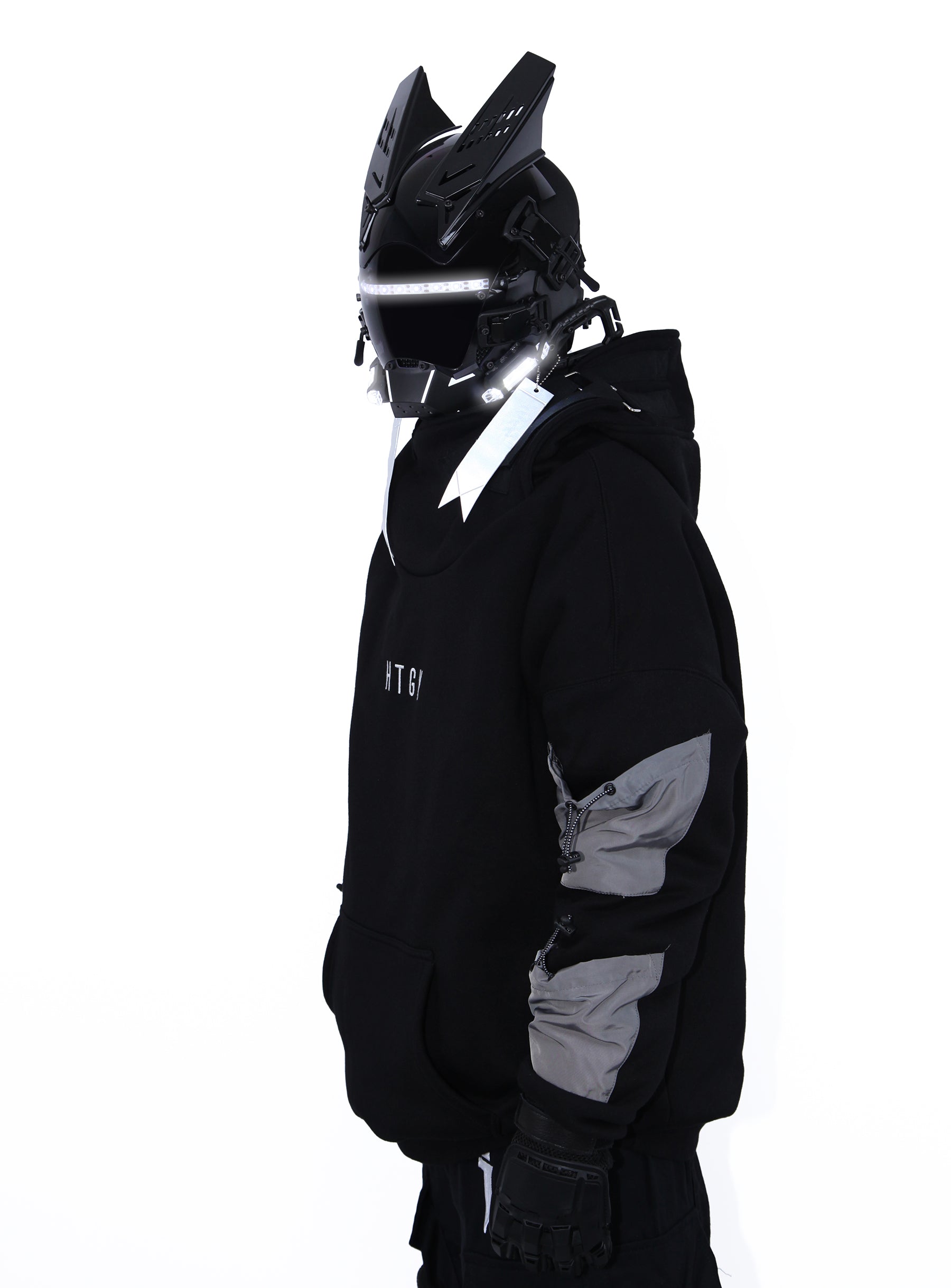 C St White Tech Mask