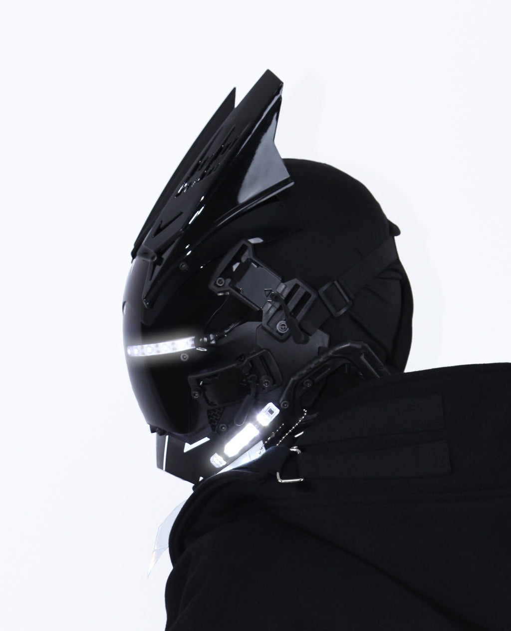 C St White Tech Mask