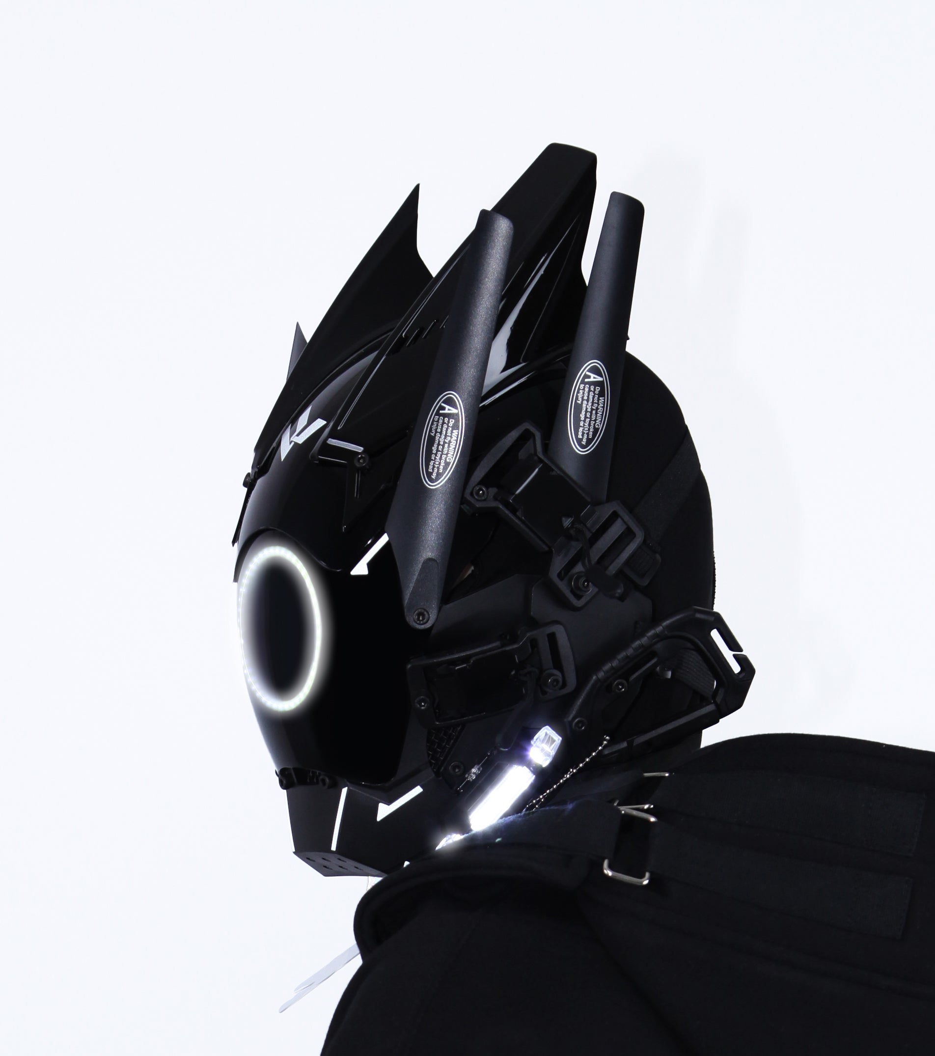 B Ci White Tech Mask