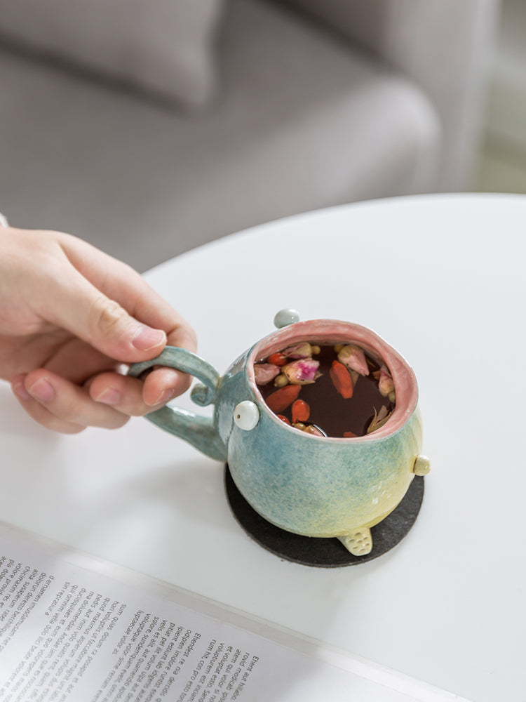 Taza de cerámica con diseño creativo y personalidad de moda