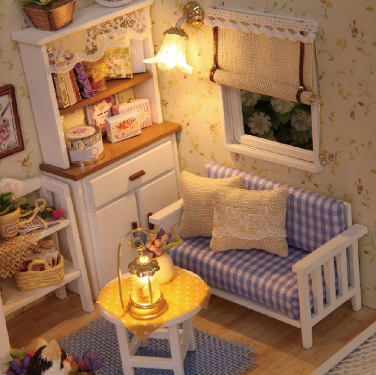 Bookshelf Decor | Miniature Doll House