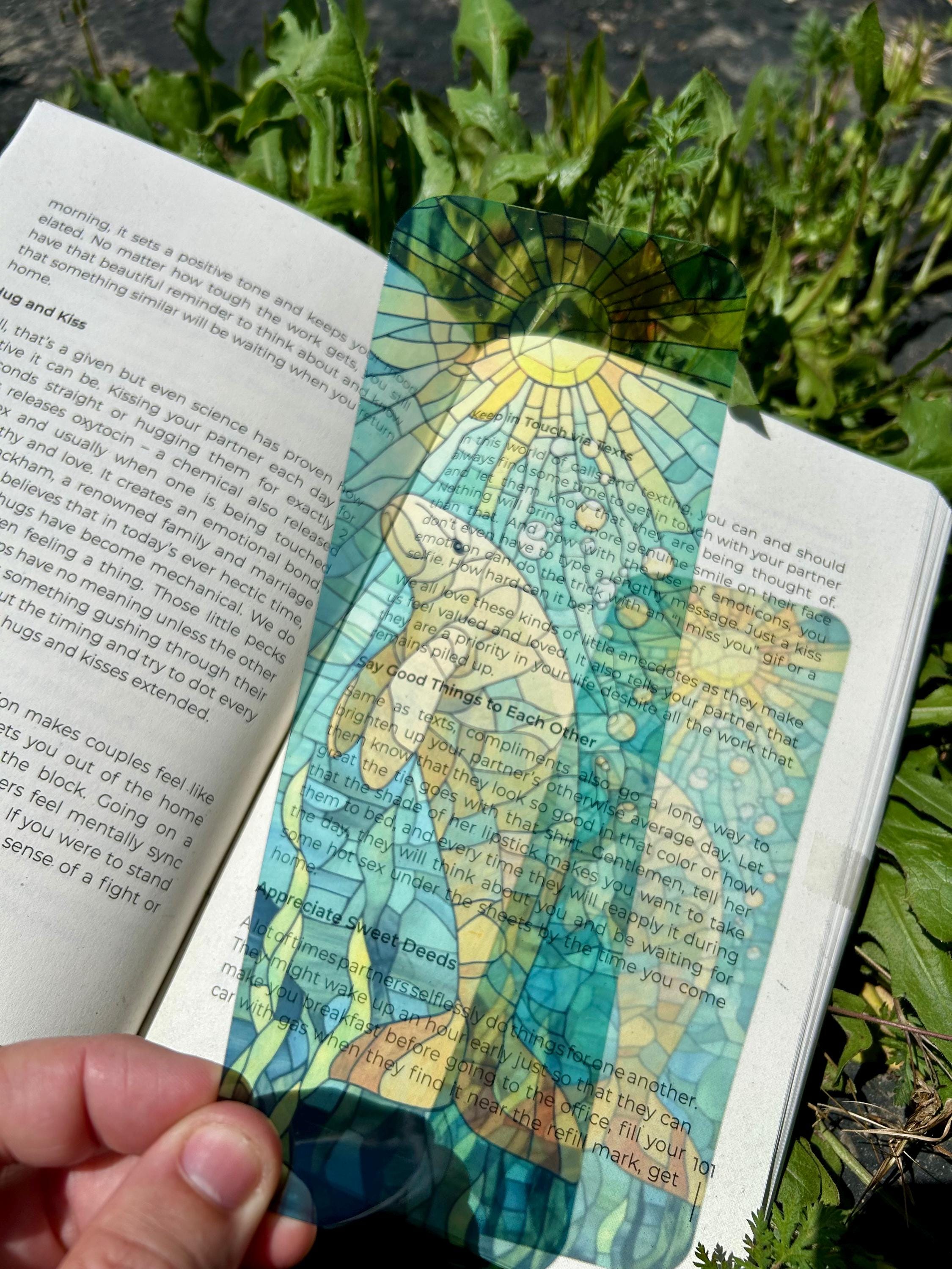 Manatee Lovers Bookmark - Cute Sea Cow Book Accessory, Ocean Animal Gift, Marine Life Bookmark, Unique Gift for Book Lovers is a decorative bookmark made for readers, book lovers, collectors, book clubs, and giftable literary moments. It is designed as a reading accessory for books, journals, planners, and cozy reader gifts.