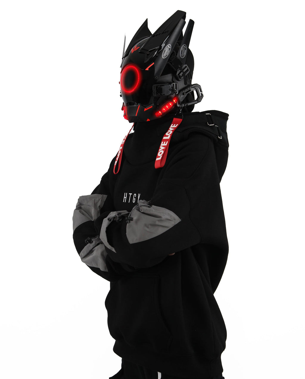 B Ci Red Tech Mask