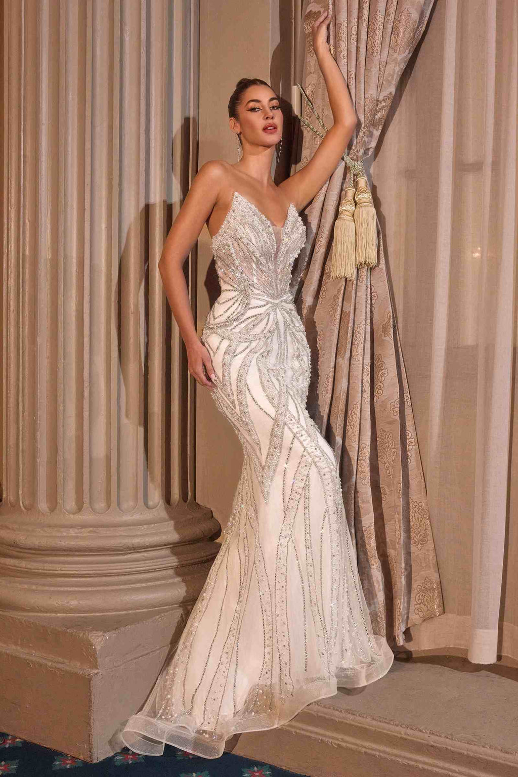 Ladivine CC0688W Fitted Bridal Gown Strapless Plunging Neckline is a giftable product selected for thoughtful gifting, everyday use, display, collections, and home or lifestyle styling. Product details focus on the item type, material style, intended use, and available listing options. A giftable choice for shoppers looking for useful, distinctive, easy-to-display, or easy-to-pair items. Available color and size options help shoppers choose the right version from the listing variants.