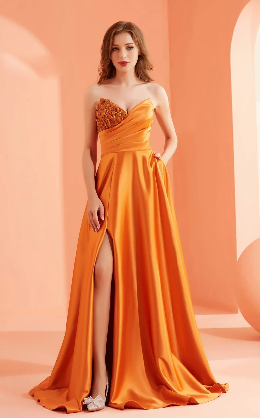 J22034 is a women's apparel selected for everyday outfits, seasonal styling, travel looks, and wardrobe refreshes. Design details are based on the product title and available listing information. It helps customers compare style, fit, fabric, occasion, season, and available variant options before purchase.