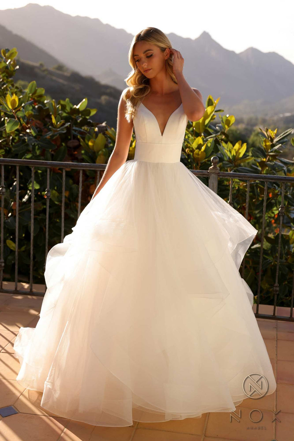 Wedding Dress | Nox Anabel Je997 Long Sleeveless Layered