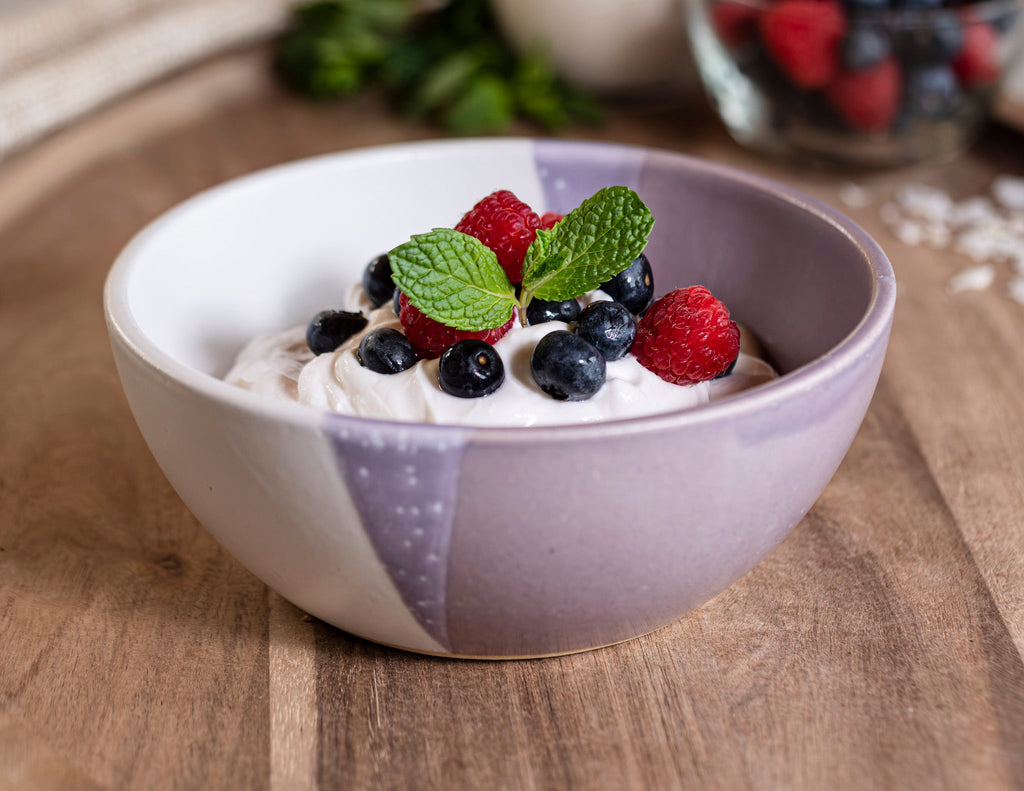 Breakfast Salad Soup Bowl Purple White Stoneware Handmade is a stoneware bowl selected for kitchen tableware, serving, everyday meals, and giftable home styling. Material details include 𝗦 & 𝗗𝗘𝗦𝗜𝗚𝗡: Stoneware Clay: includes lighter and darker tones in the clay. Product details help shoppers compare the item type, style, size, and intended use before purchase.