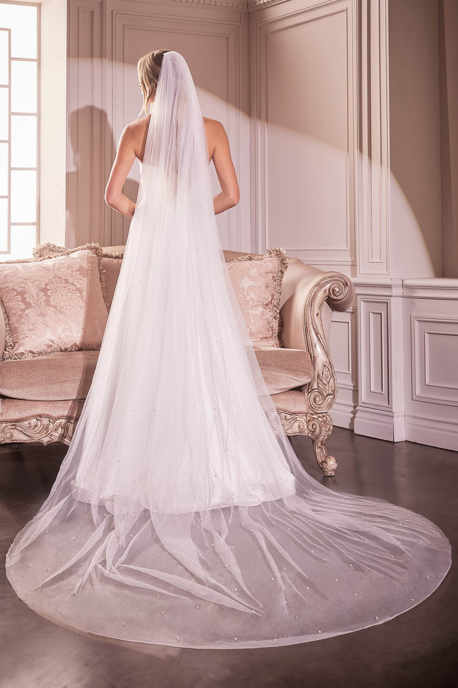 Wedding Dress | Pearl Drops Royal Veil