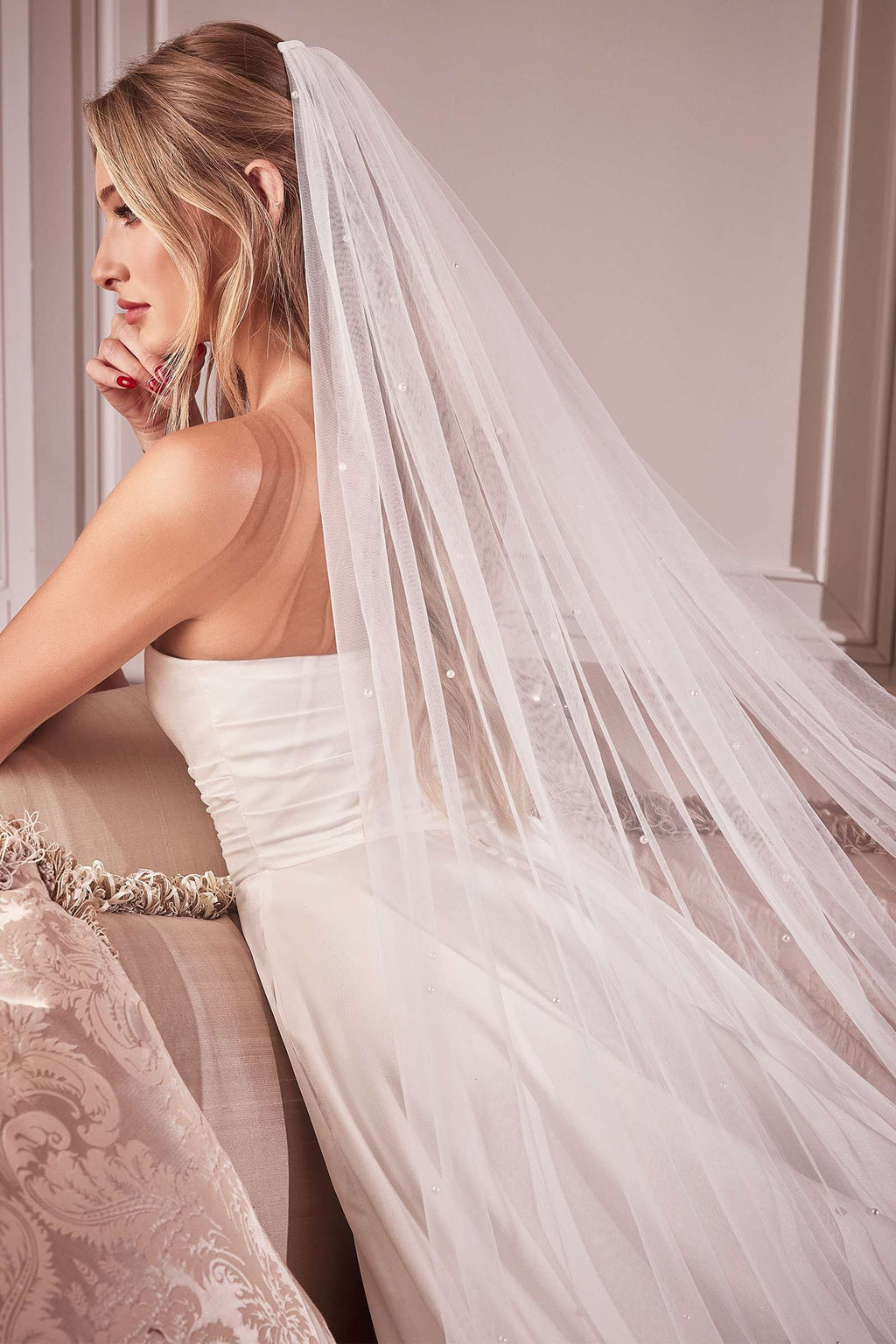 Wedding Dress | Pearl Drops Royal Veil
