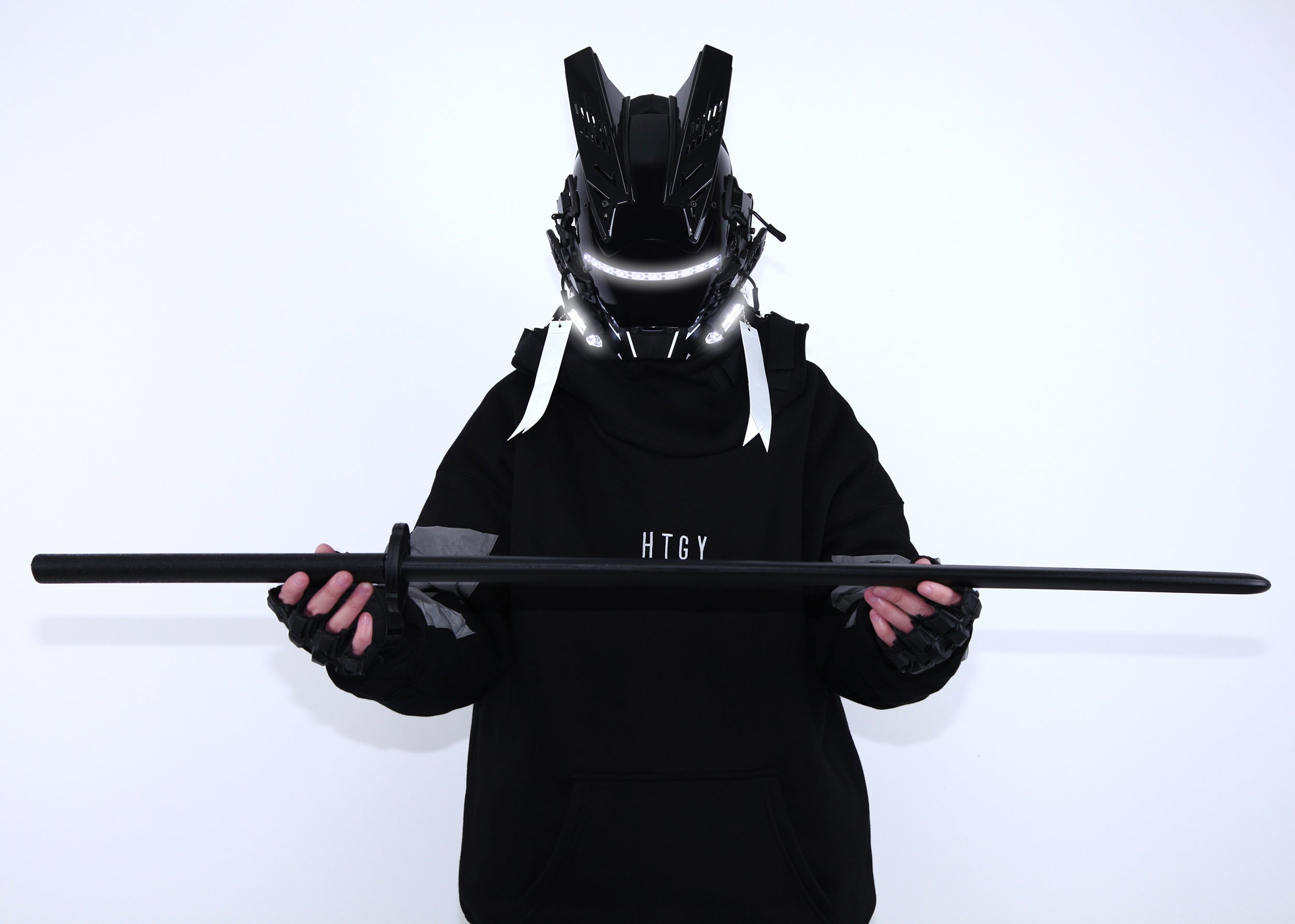 C St White Tech Mask
