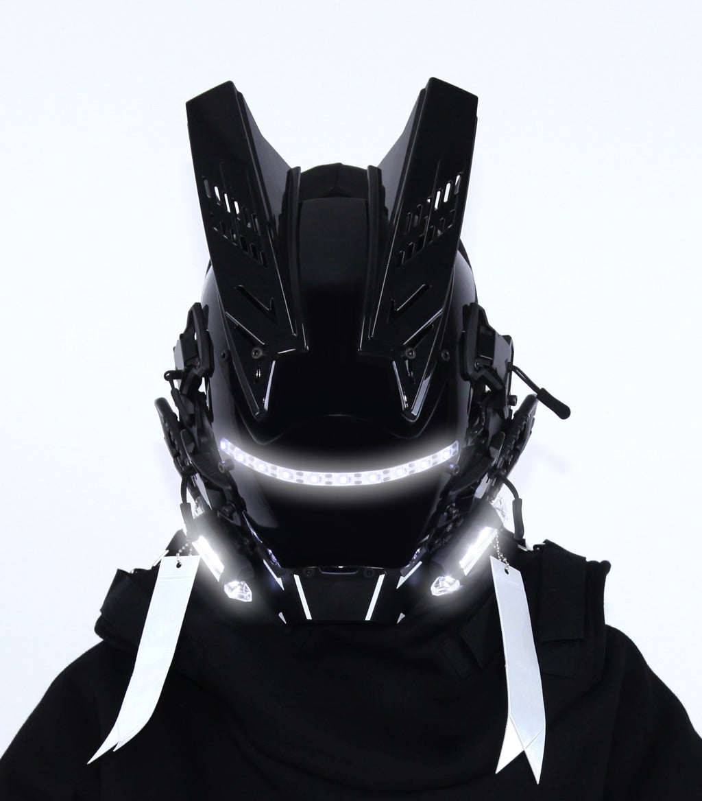 C St White Tech Mask