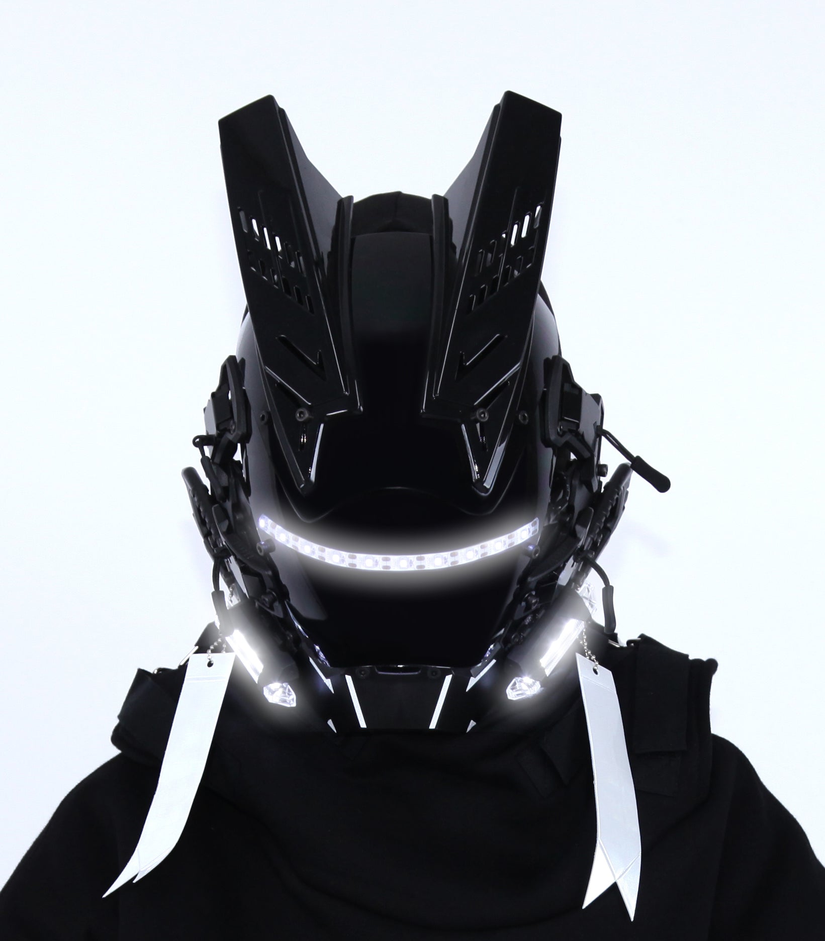 C St White Tech Mask
