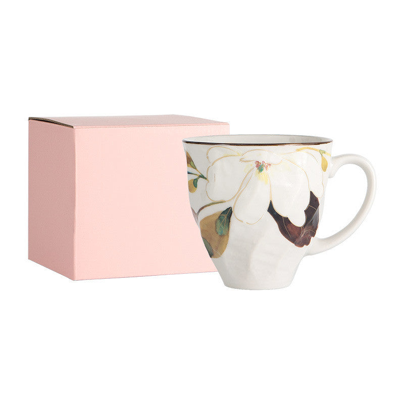 Taza Azul con Flores de Acuarela Charla Floral de Diciembre