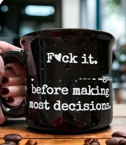 Taza de cerámica con pulverización creativa