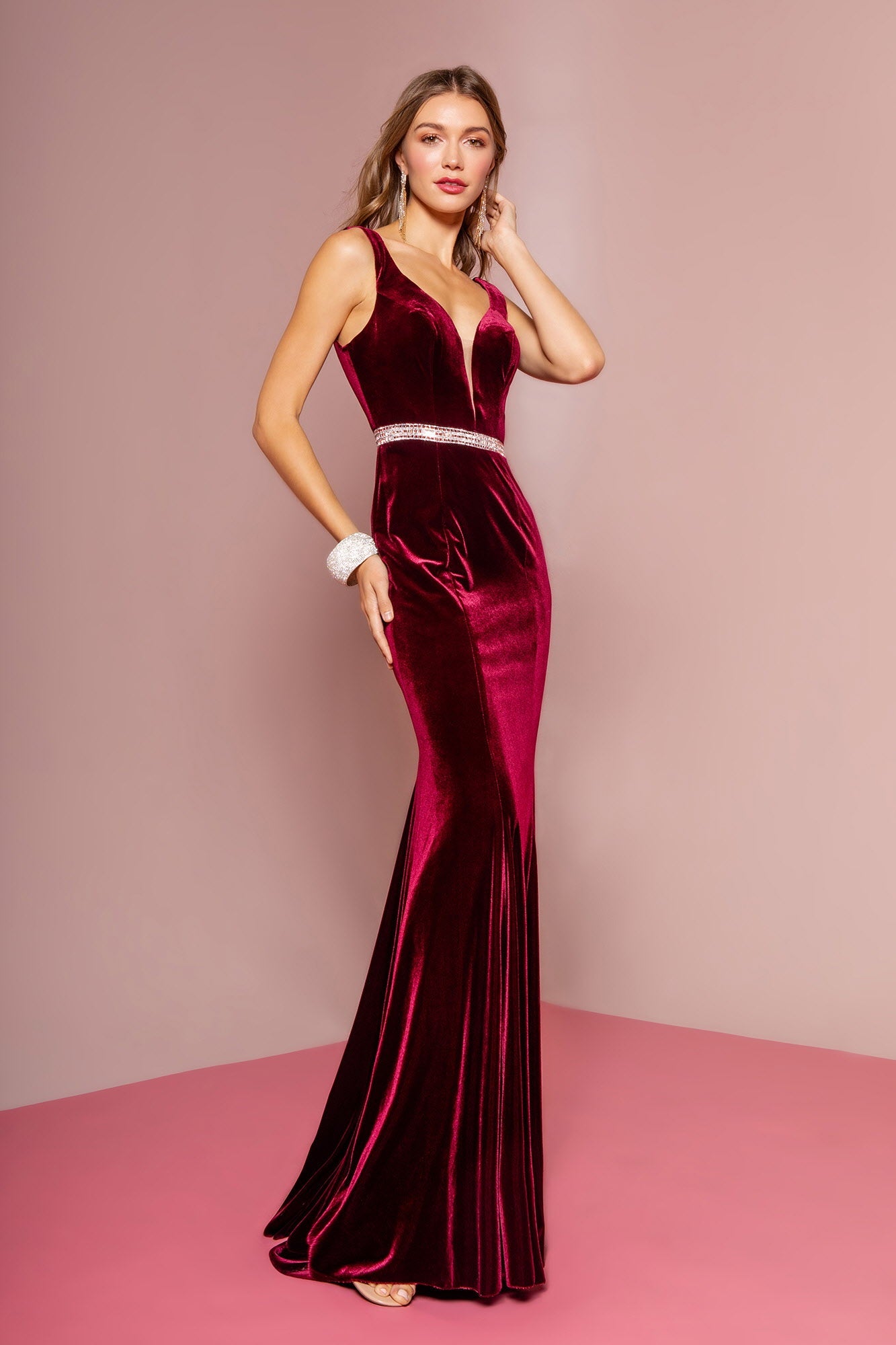 Nightgown | Jewel Accented Waist Line V