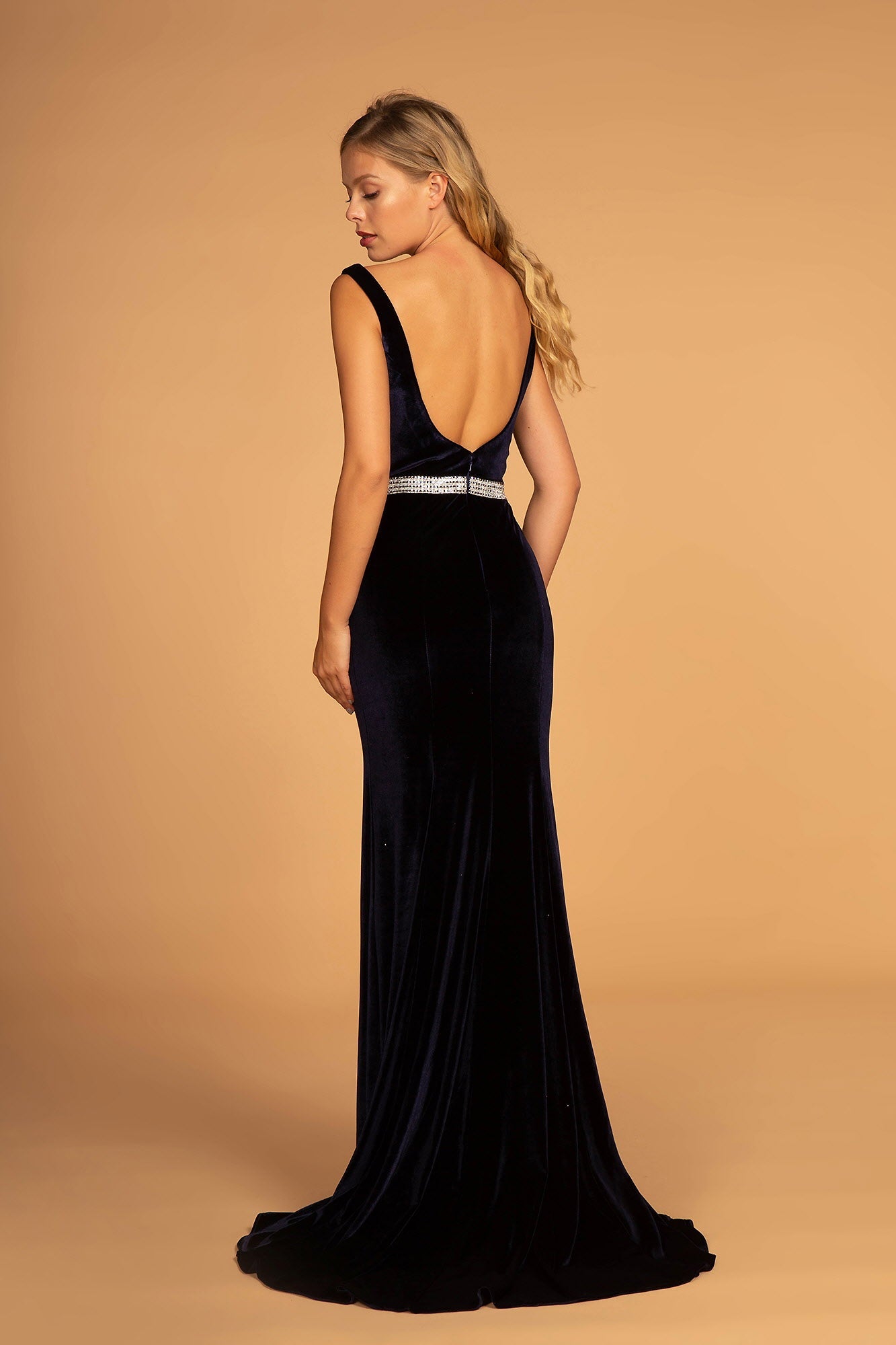 Nightgown | Jewel Accented Waist Line V