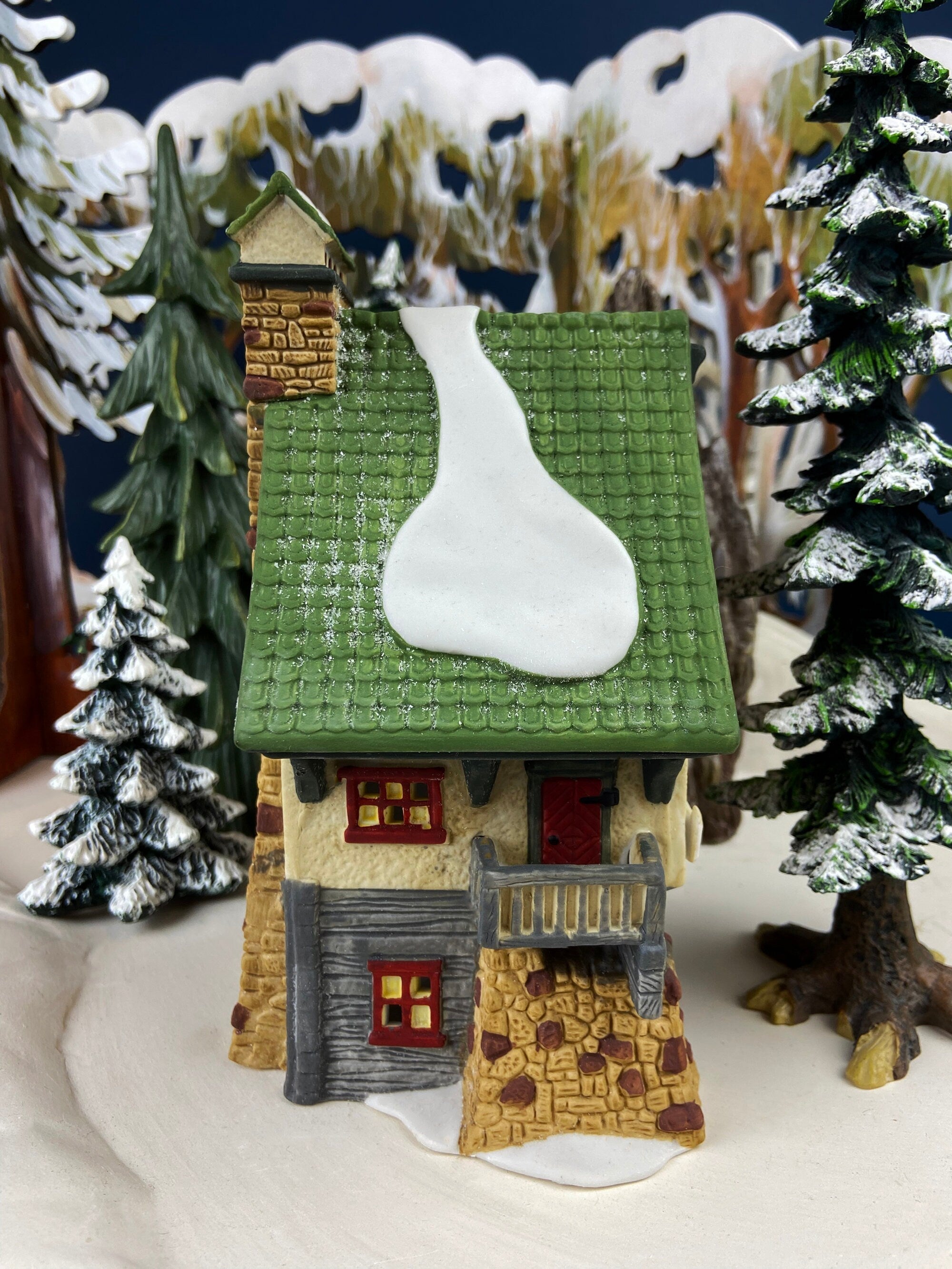 Holiday Village Accessory | Dept. 56. Elves Bunkhouse. Illuminated Christmas Village Porcelain