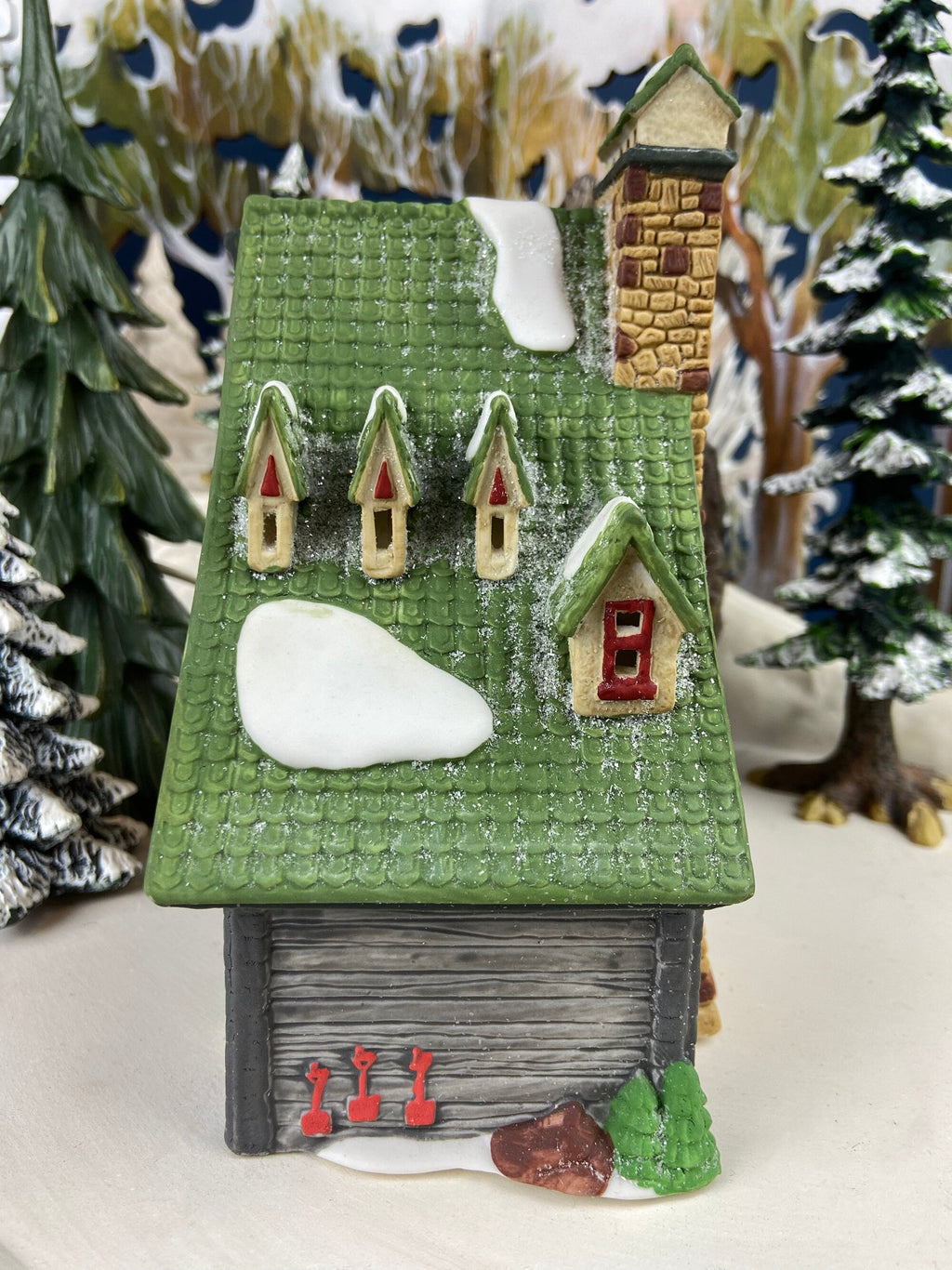 Holiday Village Accessory | Dept. 56. Elves Bunkhouse. Illuminated Christmas Village Porcelain