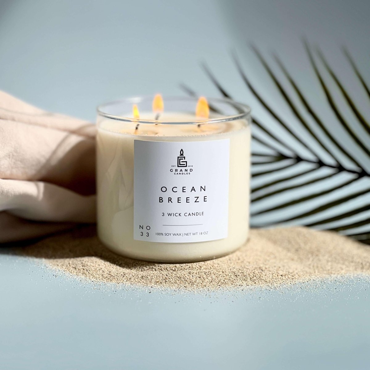 Ocean Breeze Candle is a scented candle suited for cozy rooms, quiet routines, reading nooks, and thoughtful home-fragrance gifting.