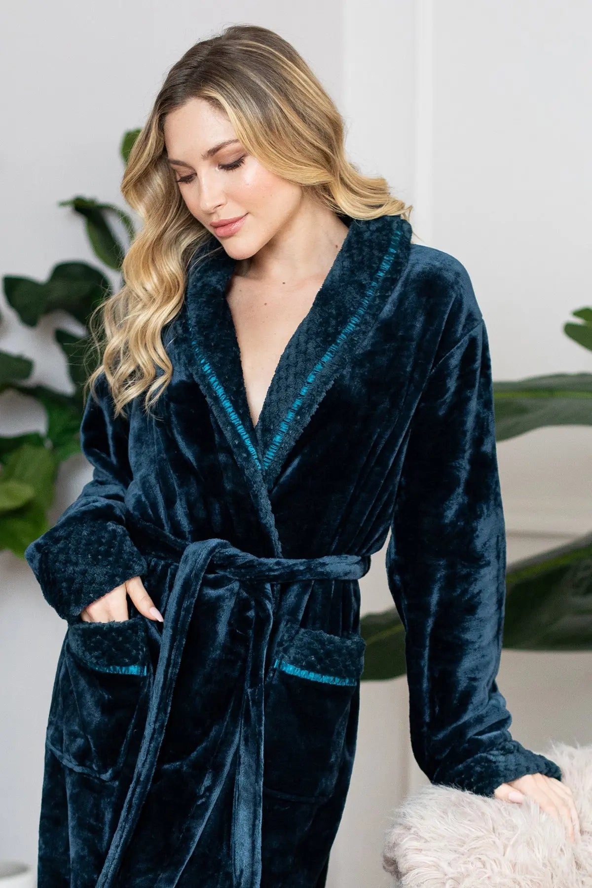 Women'S Ultra Soft Plush Bathrobe
