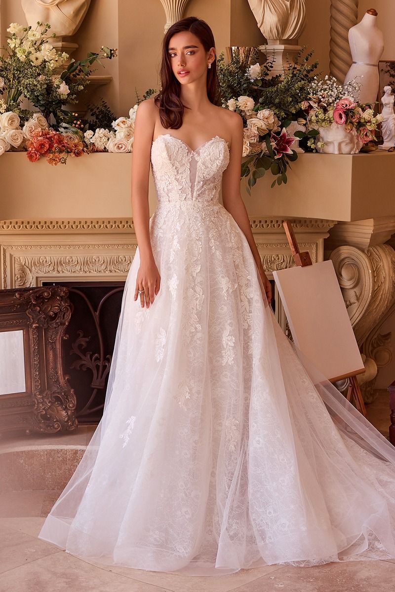 Deep Sweetheart Strapless Bridal Ball Gown is a women's formal dress selected for formal events, cocktail parties, weddings, dinners, photo occasions, and evening plans. Design details are based on the product title and available listing information. It helps customers compare style, fit, fabric, occasion, season, and available variant options before purchase.